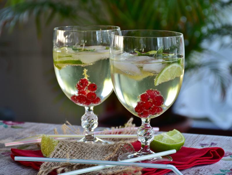 The evolving celebrations of Twelfth Night, the Epiphany and Nollaig na mBan