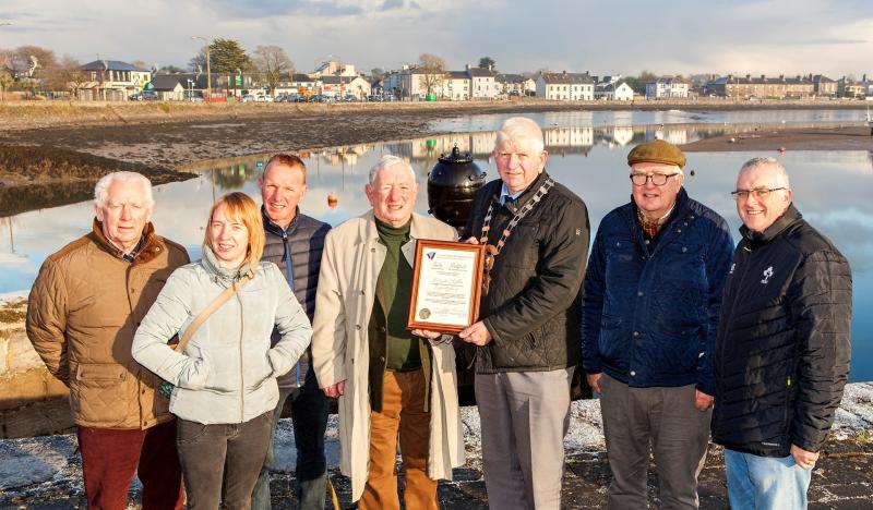 Waterford family honoured for contribution to local history after donating WW2 mine