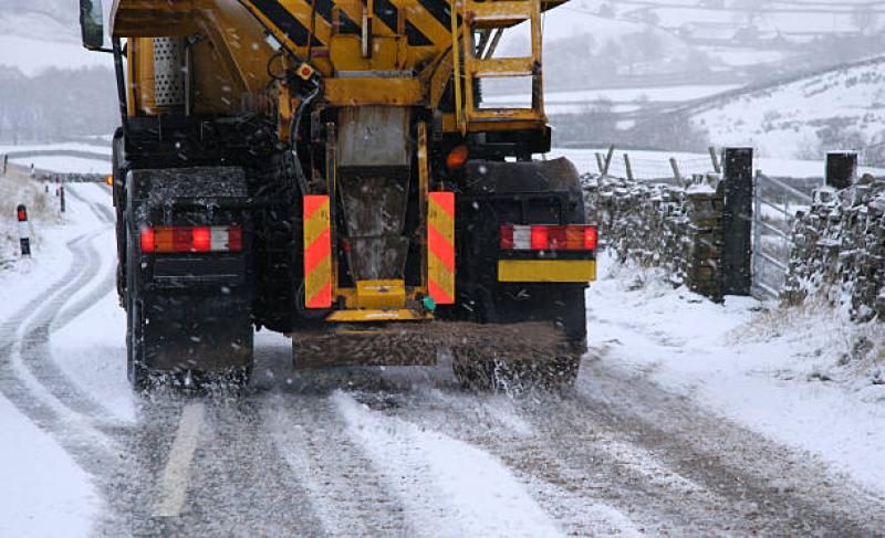 Number of roads to be gritted on Saturday morning