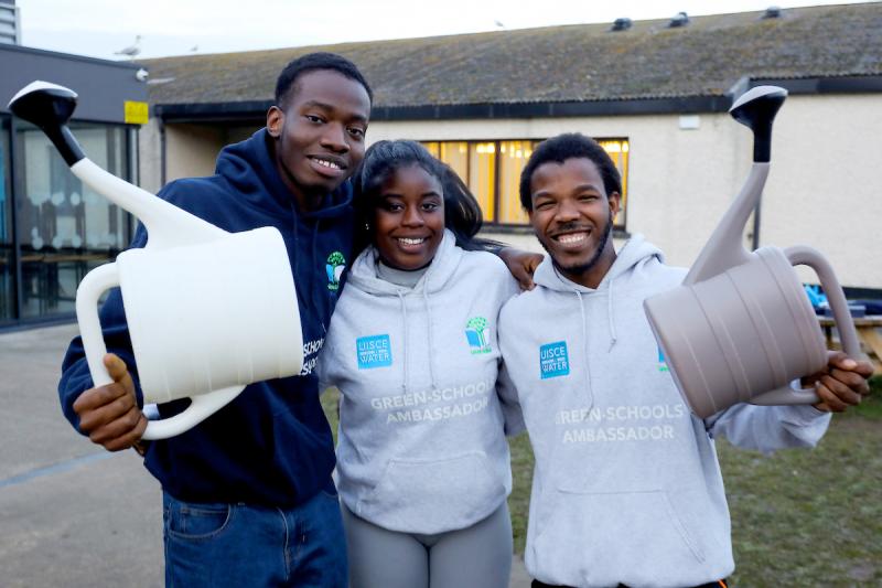 Pictured at the launch of Uisce &Eacute;ireann continued sponsorship of An Taisce&rsquo;s Green-Schools programme  are last year&rsquo;s, Green School, Winners of Secondary Water