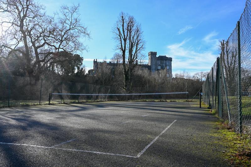 Works on new activity hub to include tennis courts