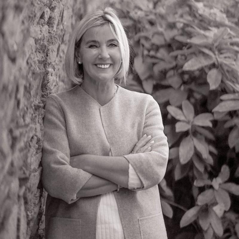 Derry author Jane Buckley publishes Stones Corner 'Light', the third novel in her award-winning series