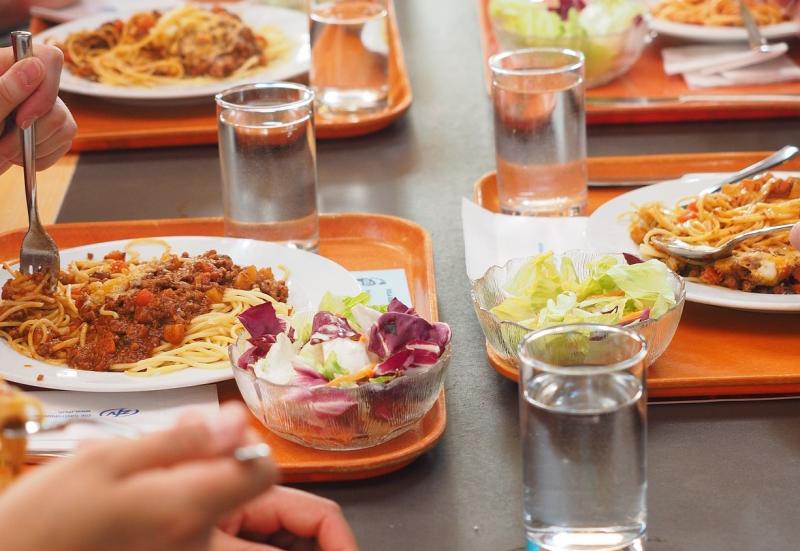 More pupils in Louth set to get hot meals at school