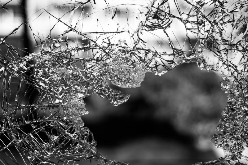 Witnesses to break-in at Carlow commercial premises urged to contact Gardaí