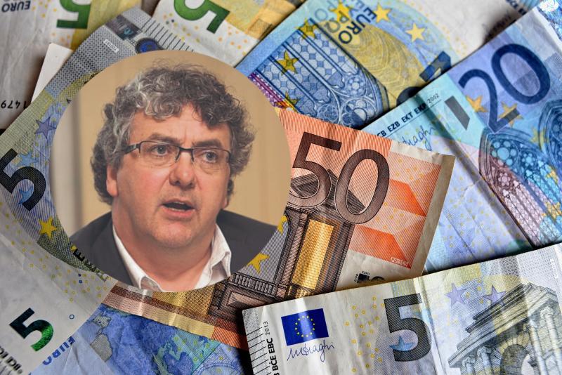 Pringle says Government must take action to ensure banks provide access to cash