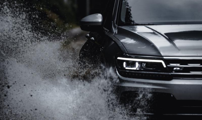 Blocked drain causing dangerous flood confusion on Laois road