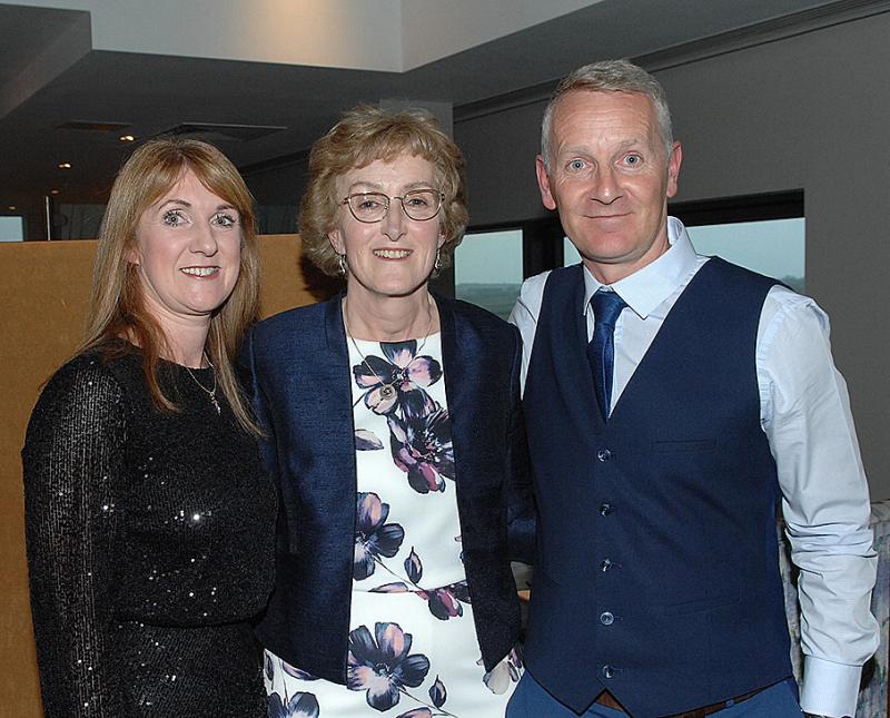De La Salle Principal and teacher's retirement marked at dinner 