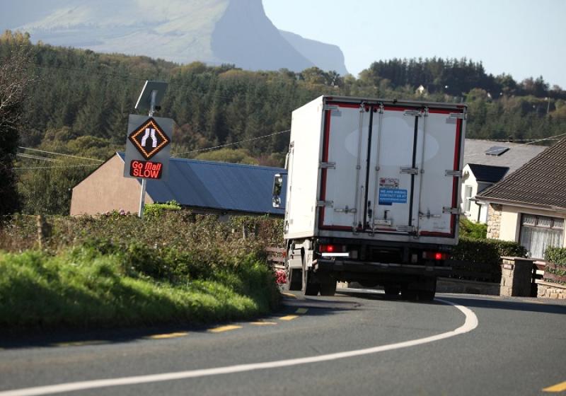 Flashing speed warning sign near Lennox’s Bridge should be closer to Bundoran