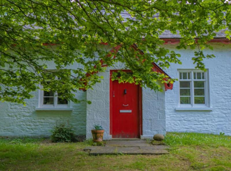 A stunning gate house for sale near Harvey's Point and Lough Eske Castle Page 1 of 20