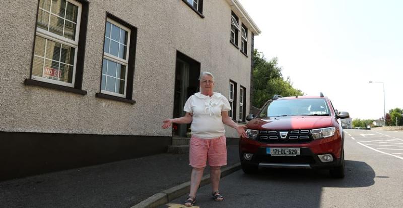 Ballybofey pensioner, 70, at her ‘wit’s end’ over parking issues