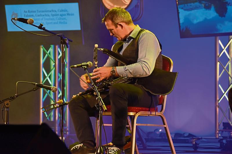 Leitrim entertainers feature in TG4 series