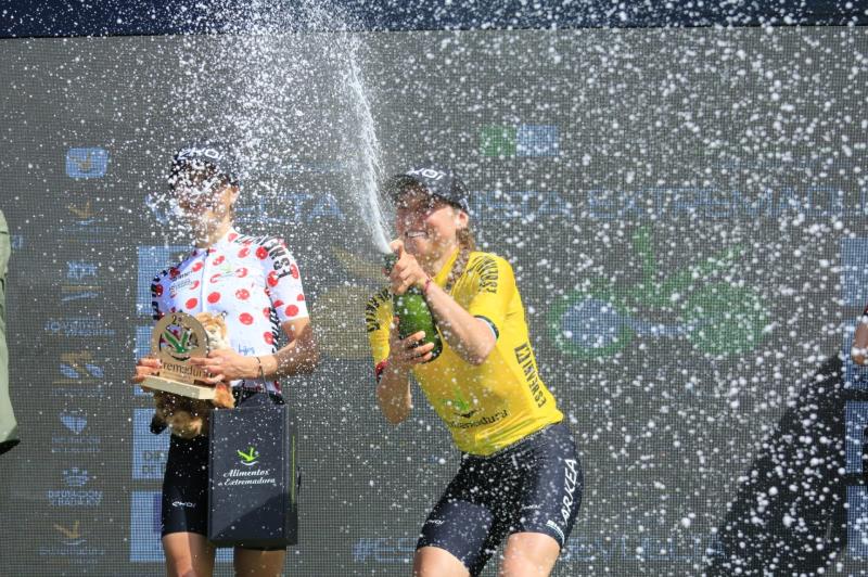 Cycling first: Megan breaks cycle of no Irish woman taking part in Tour de France Femmes