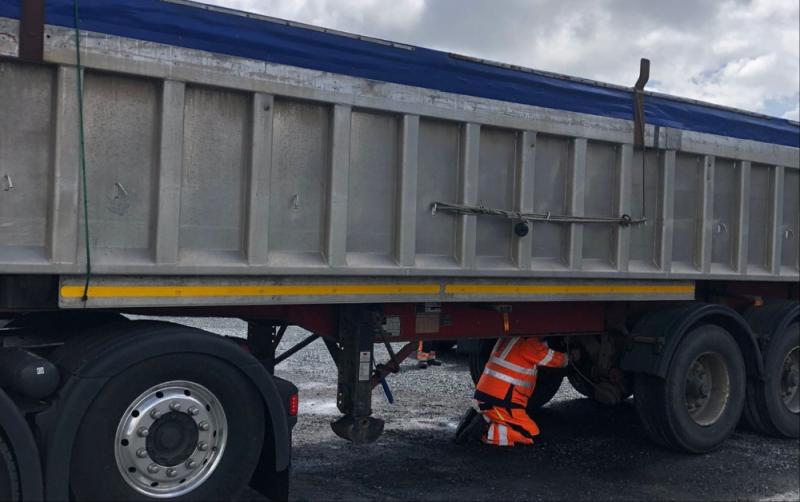 Investigation ongoing into major defect with trailer at Carlow Roads Policing Unit checkpoint 