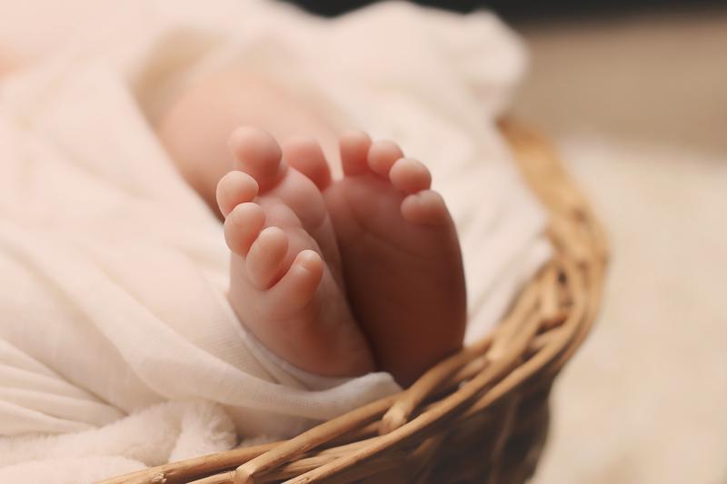 Loch Gowna ladies club welcomes future footballers after birth of two baby girls