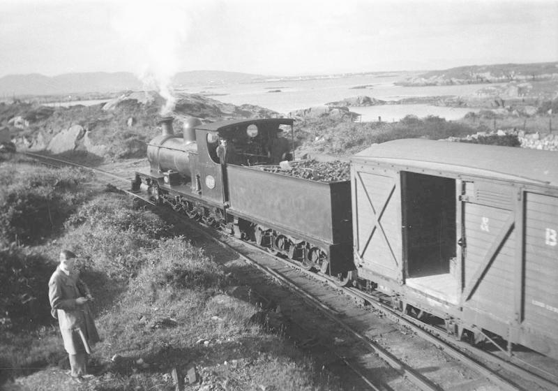 A night where railway tracks can be discussed and explored in Burtonport