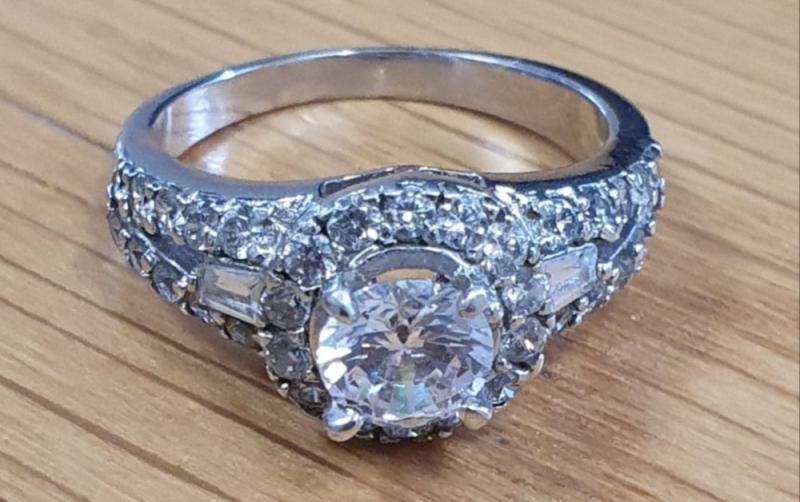 LOST & FOUND: Waterford Gardaí looking to reunite ring with owner