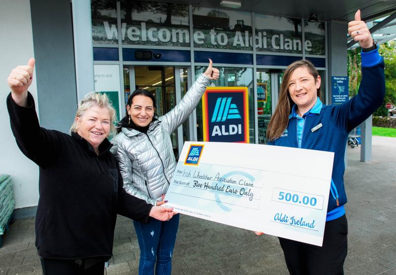 Irish Wheelchair Association in Clane receives &euro;500 donation from local Aldi 