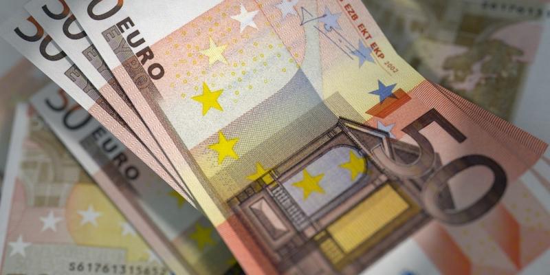 Court rules that man’s €7k stash was proceeds of illegal cigarette enterprise 