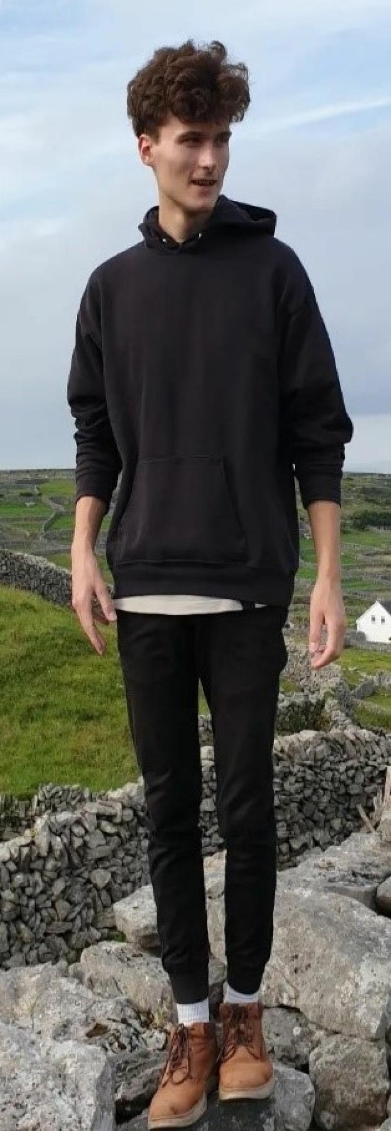 Garda&iacute; seek assitance in locating 23-year-old missing in Limerick 