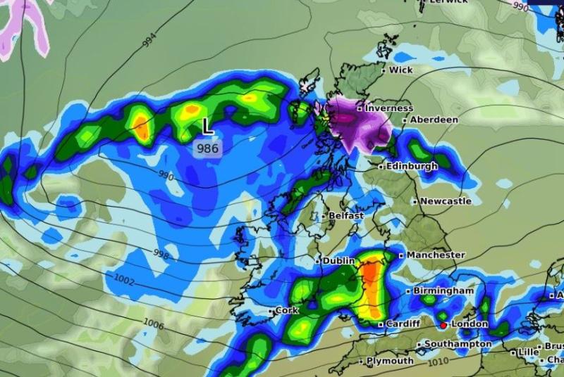 Met Eireann gives Christmas weather update with more wind and rain on