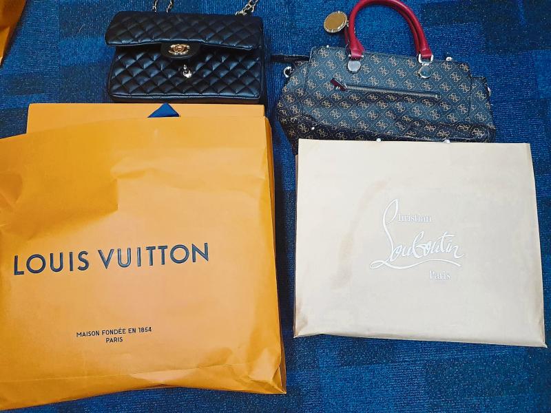 Longford Gardaí seize €18,000 of designer items and cash