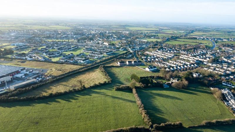 8.9 acres of land with planning permission for 87 houses in Kildare goes up for sale