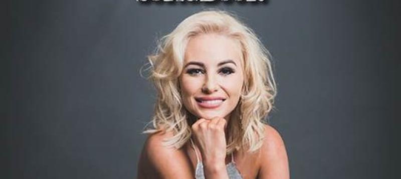 Cliona Hagan brings The Dolly Songbook album to Carrick-on-Shannon