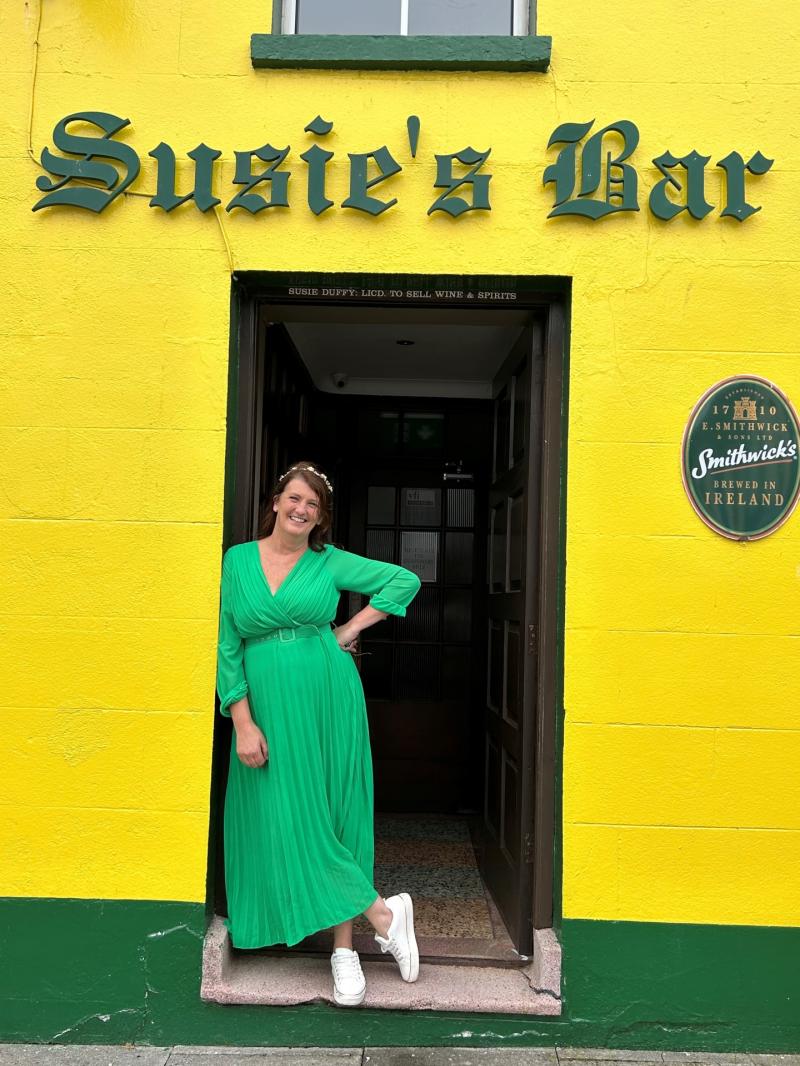 Mo Cheol Thú - Derry’s Guildhall to host Donegal singer-songwriter Brí Carr