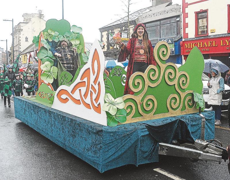 Finishing touches added to Dundalk St Patrick’s Day parade
