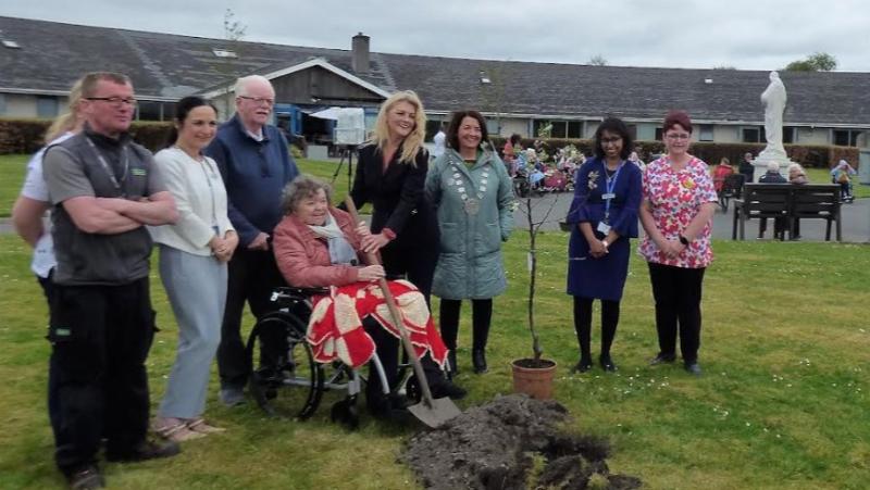 Apple Trees planted in Sacred Heart Hospital Carlow to mark Earth Day