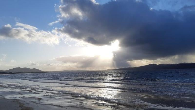 Louth Weather: Starting mostly cloudy today with some patchy light rain