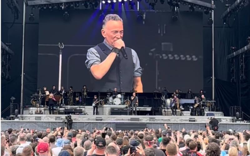 WATCH: Bruce Springsteen pays emotional tribute to Shane MacGowan with Pogues cover in Kilkenny