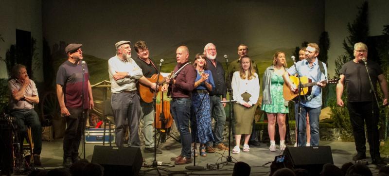 Relatives of Carrick-on-Suir's Clancy Brothers to celebrate group's music in concert
