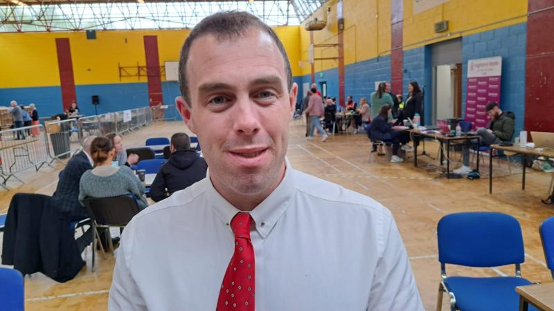 Buncrana LEA: Fionán Bradley ‘overwhelmed’ as he takes seat for Fianna Fáil