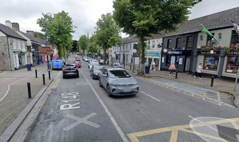 Gardaí in North Kildare investigating criminal damage of premises located on Main Street of Maynooth