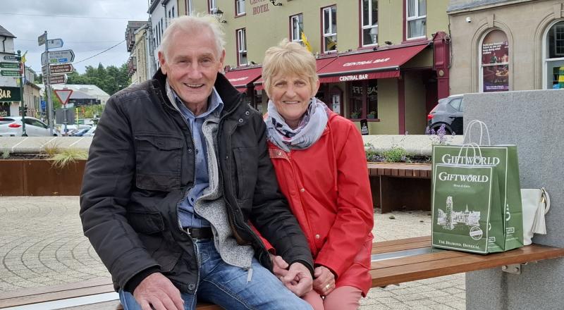 Couple celebrate in Donegal Town hotel where wedding was held 50 years ago