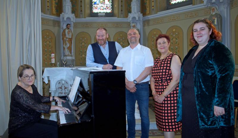 Musicians and singers raised funds for lifeboats charity at Carrick-on-Suir concert 