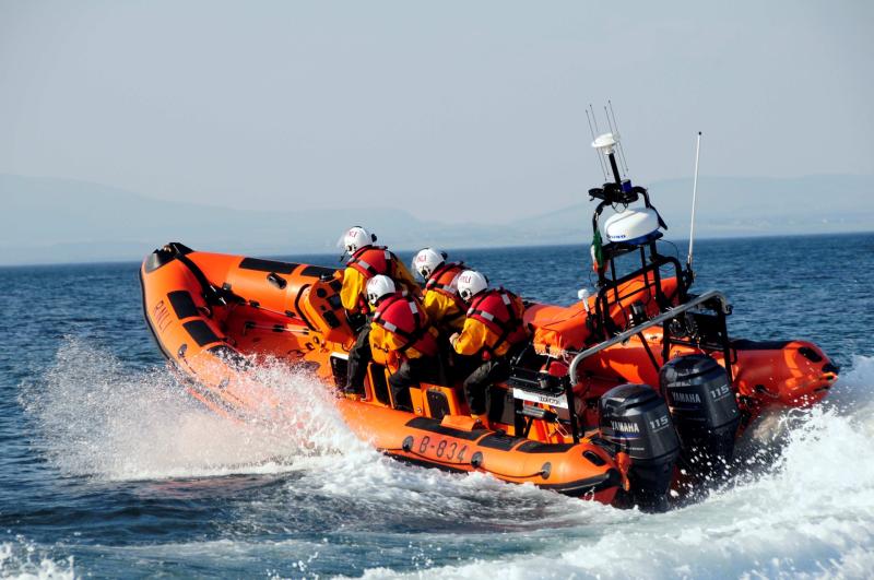 Bundoran RNLI comes to the rescue of boat with  engine failure at Mullaghmore