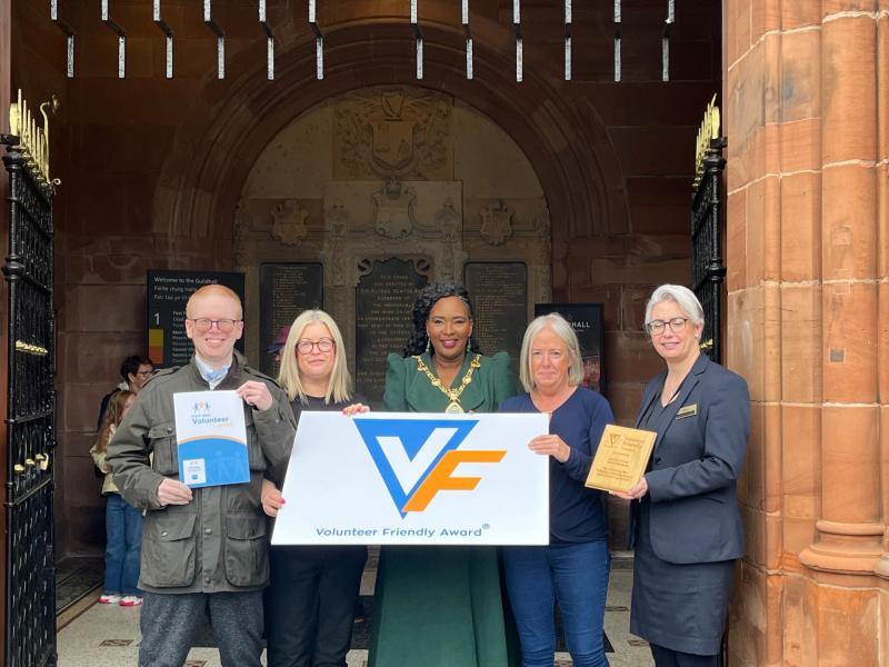 Derry's Guildhall and Tower Museum receive &lsquo;Volunteer Friendly Award'