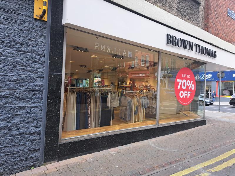 Early morning burglary of luxury Limerick city store sees gardaí investigate