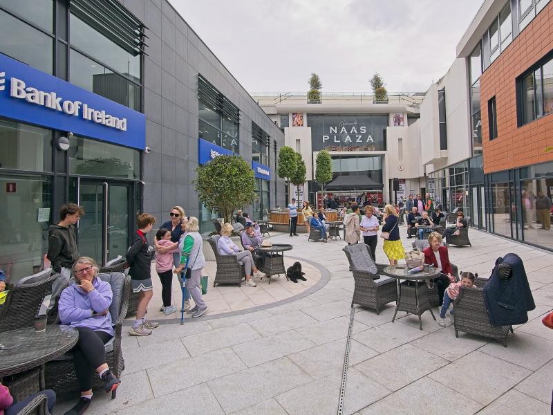 Hundreds of people flock to opening of Naas Plaza area of Naas Shopping Centre 