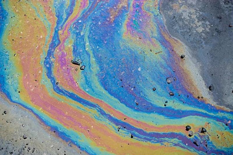 Caution urged due to 'very bad' oil spill between Dunfanaghy and Creeslough