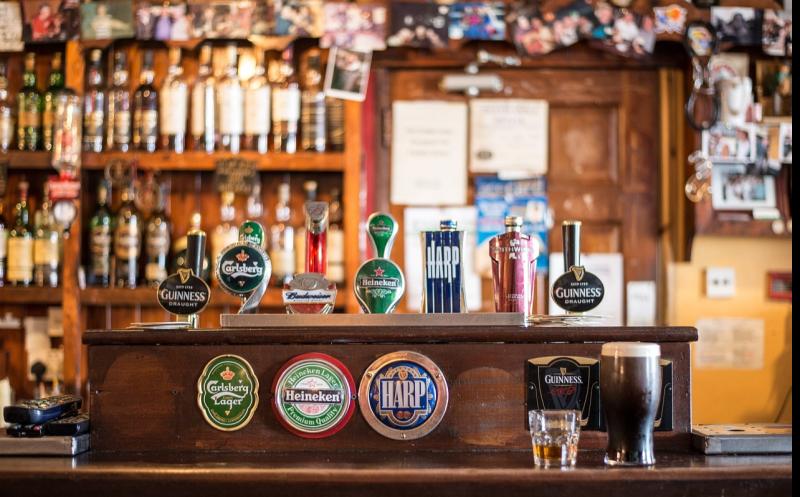 Last orders! New report shows 66 pubs have closed in Waterford over past 20 years