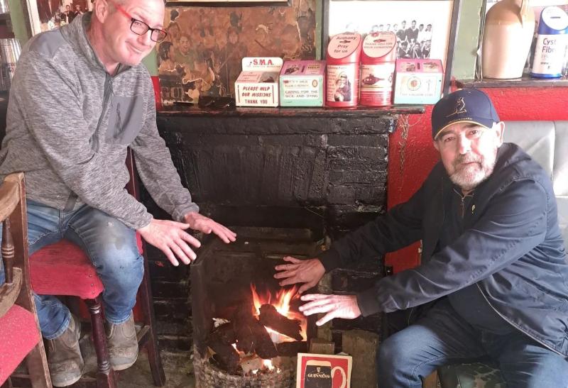 'I'll give you my carbon footprint up the hole' - Offaly pub hits back at turf fire critic