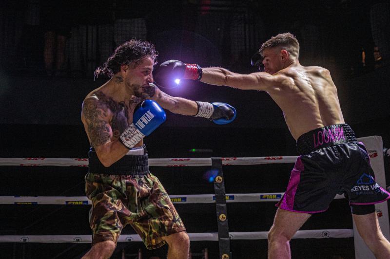 Offaly boxer continues winning streak as professional