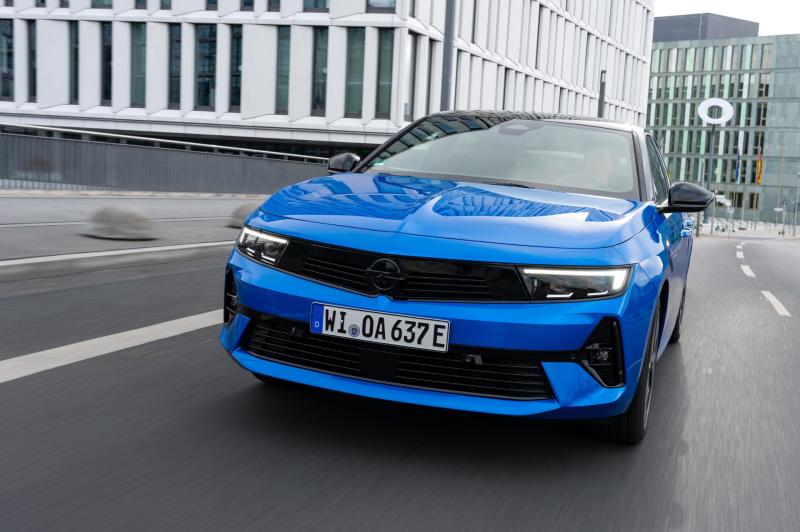 Louth Motoring: Time to rediscover the hatchback and Opel with the Astra Electric