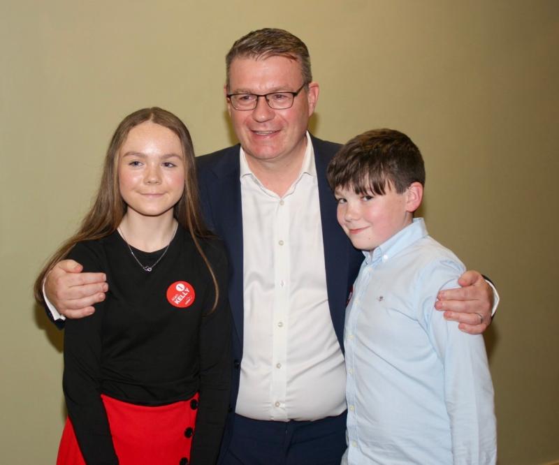 Labour's Alan Kelly launches Tipp general election campaign  in packed Nenagh hotel
