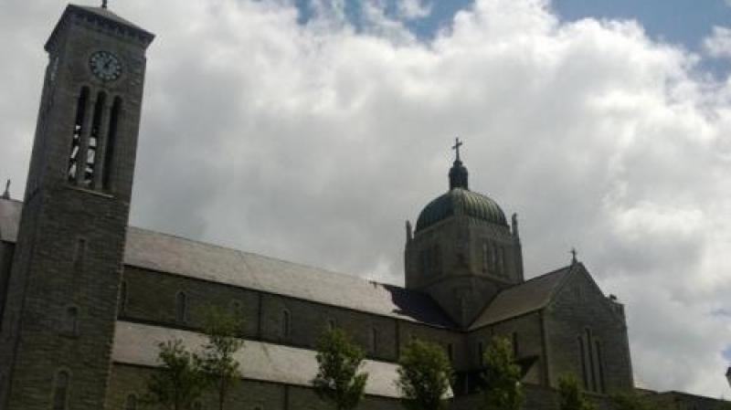 Glass chippings stolen from grave in Carndonagh 