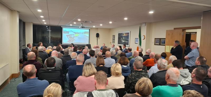 Public meeting calls for solutions to traffic congestion in Donegal Town