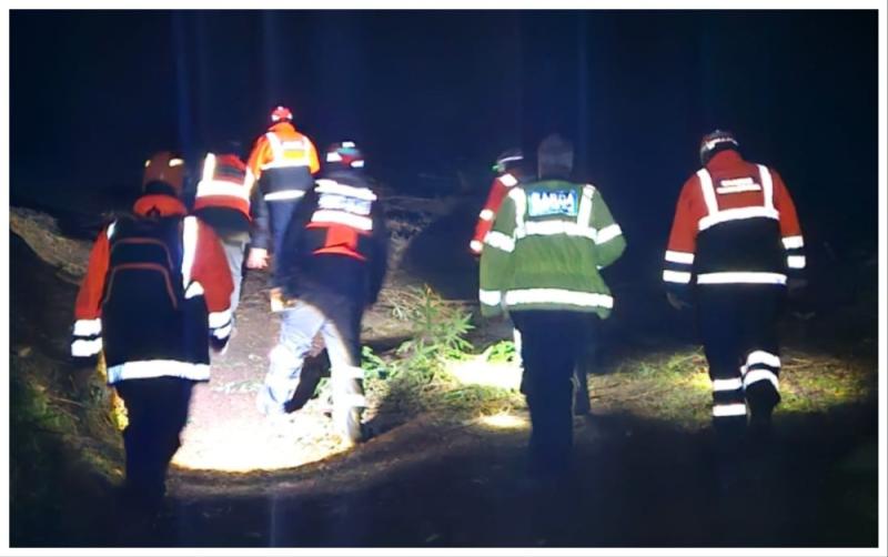 Gardaí and rescuers rush to Offaly mountain as two people go missing 